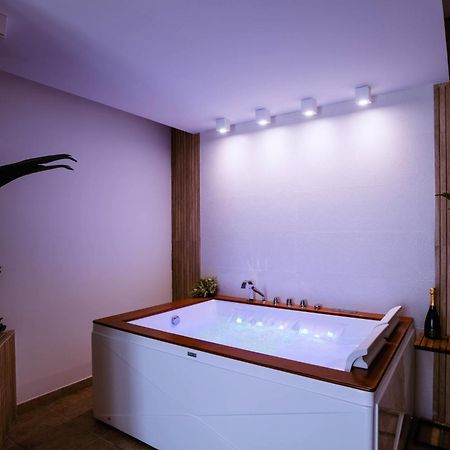 Sunway Luxury Apartments 2 Альгеро Экстерьер фото