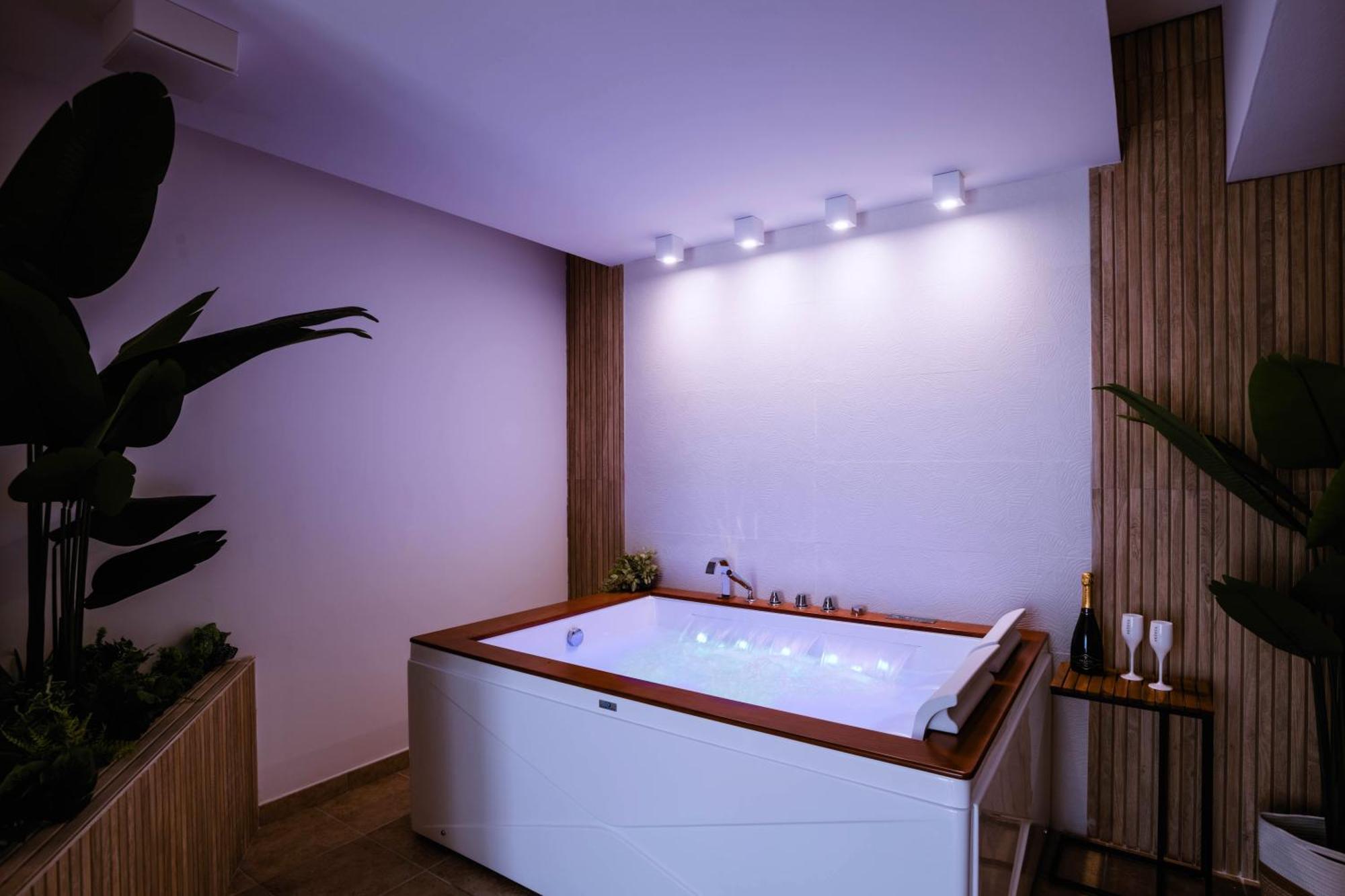 Sunway Luxury Apartments 2 Альгеро Экстерьер фото