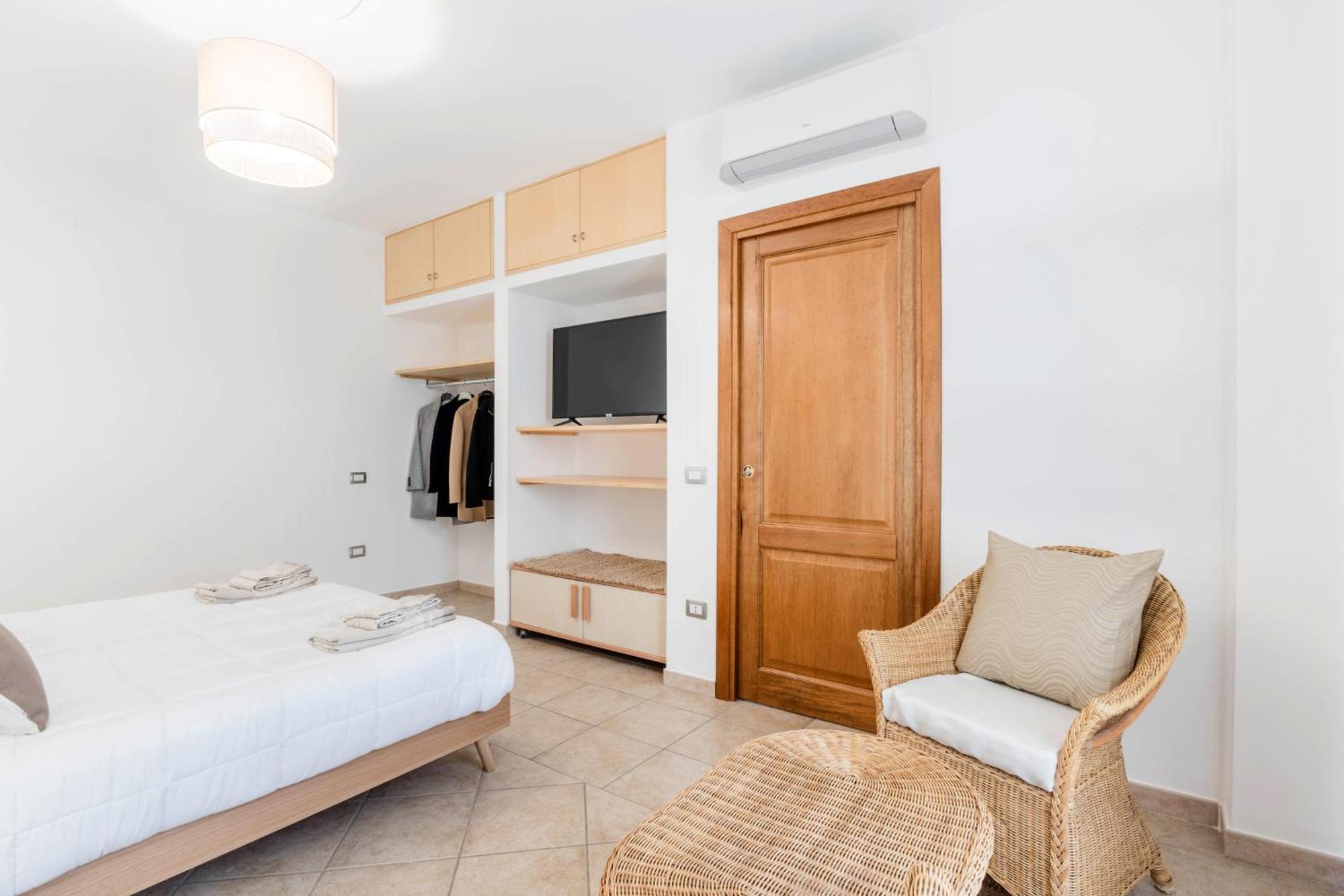 Sunway Luxury Apartments 2 Альгеро Экстерьер фото