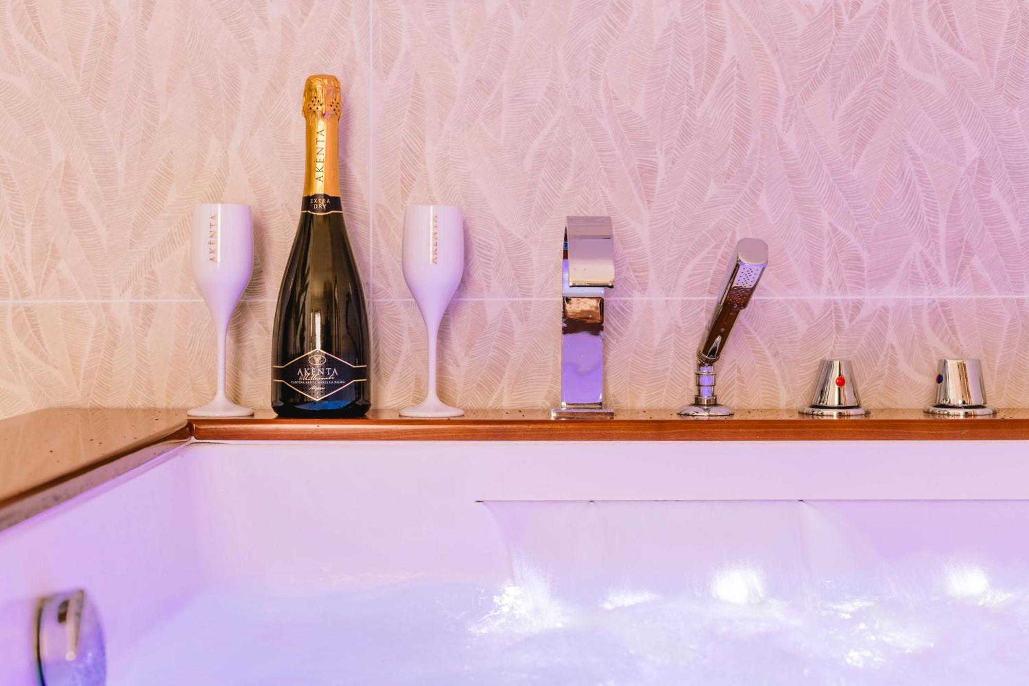 Sunway Luxury Apartments 2 Альгеро Экстерьер фото